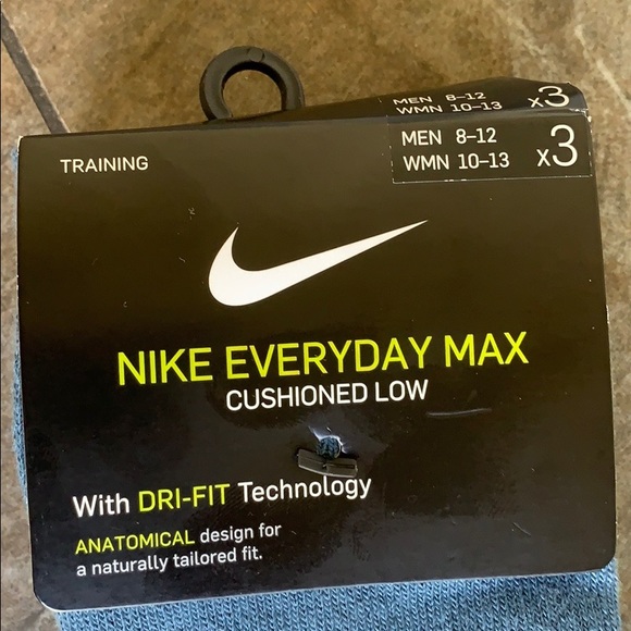 NIKE EVERYDAY MAX CUSHIONED LOW 3 pairs socks set - Picture 4 of 16